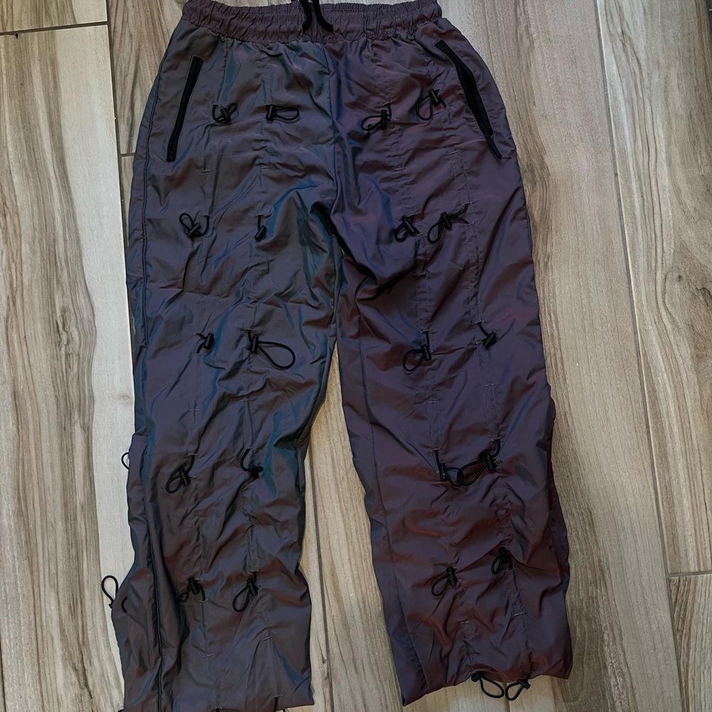 MNML BAGGY PARACHUTE PANTS
